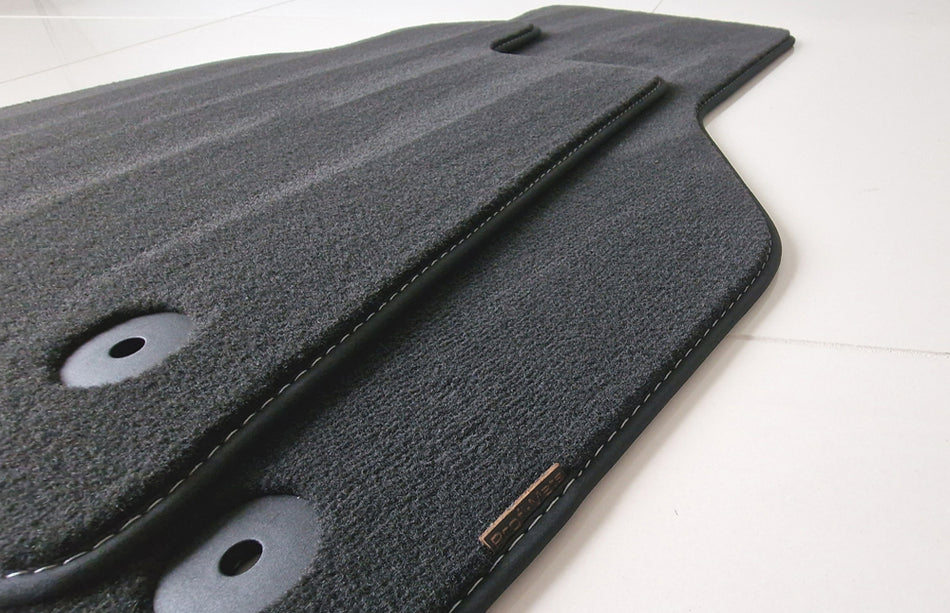 2 Velours Auto Fussmatten passend für VW Caddy 14D 1979-1996 Premium